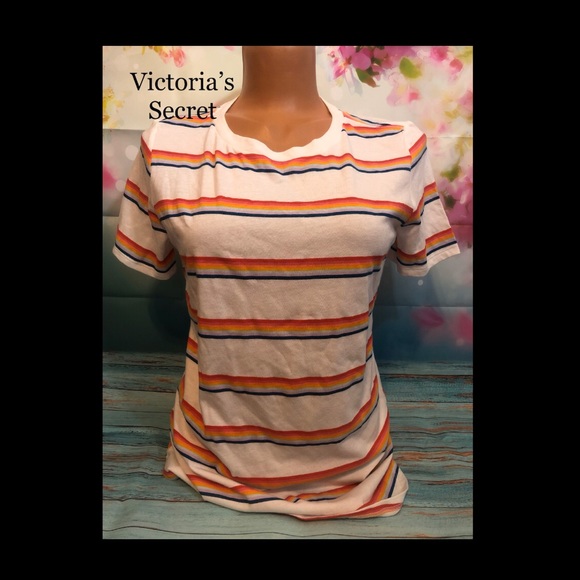 Rainbow tee Victoria’s Secret - Picture 1 of 3